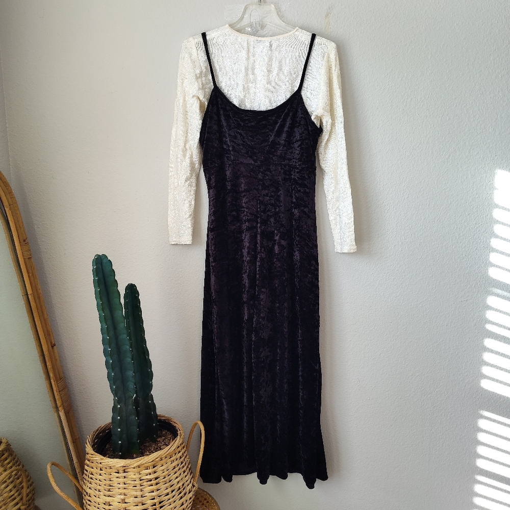 VINTAGE Rabbit Rabbit Rabbit Crushed Velvet Dress - Picture 5 of 9